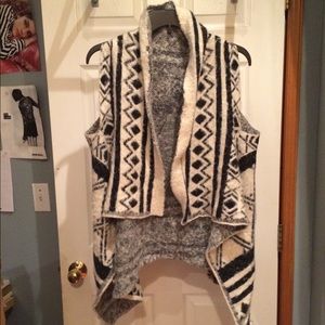 Tribal print sleeveless cashmere cardigan